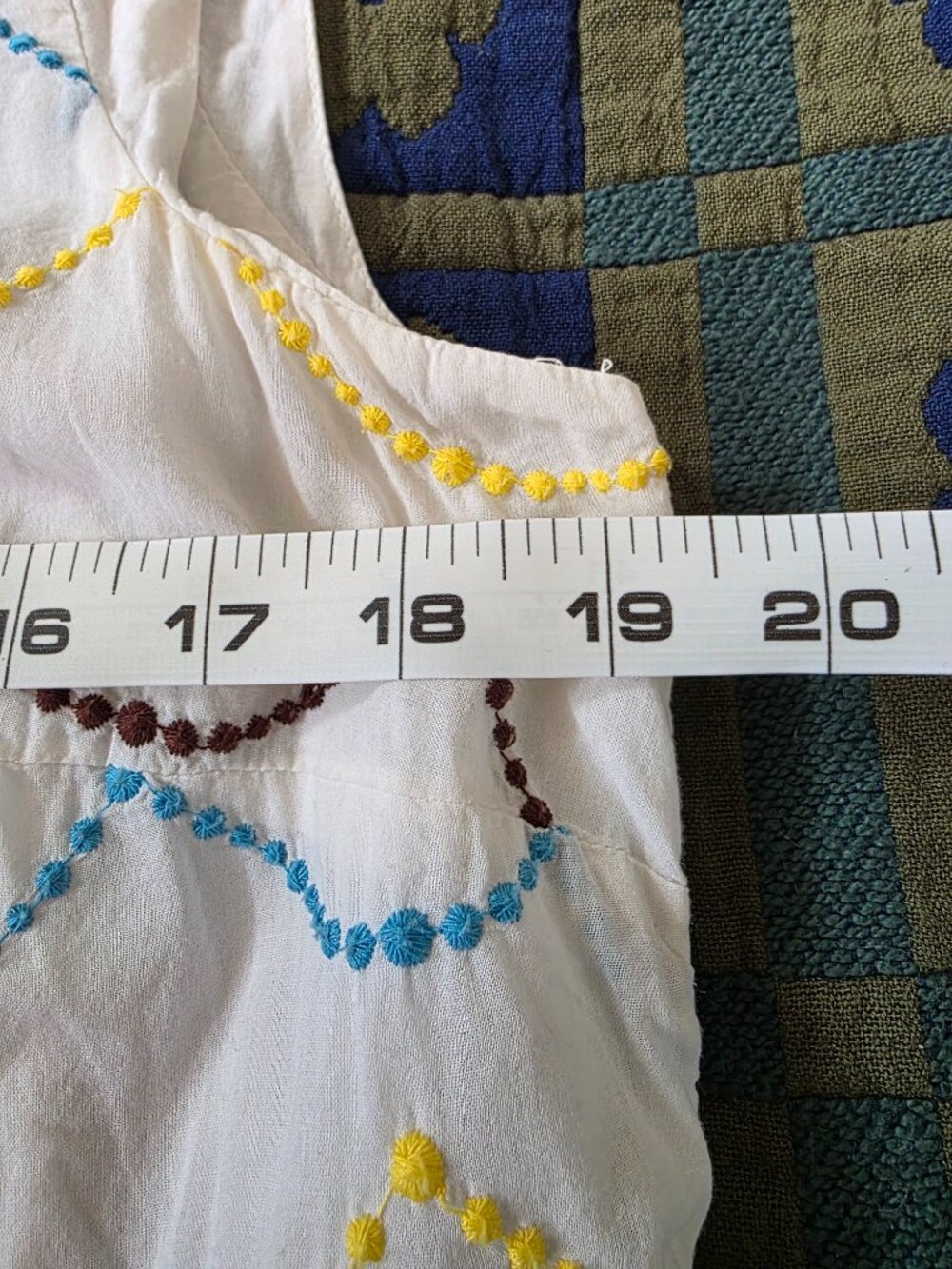 Boden Sleeveless top with Embroidery US Size 10 - Picture 3 of 7